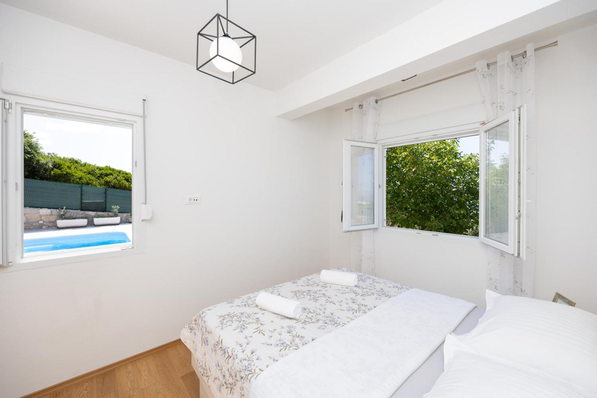 Private Villa Golden Hour With A View Of Split Area Kaštel Sućurac المظهر الخارجي الصورة